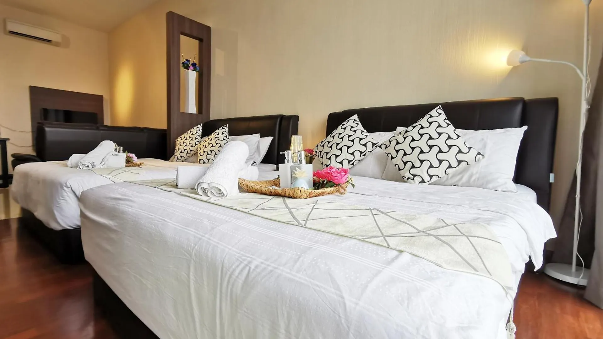 Aparthotel Attic Home Melaka Silverscape Residence & Jonker